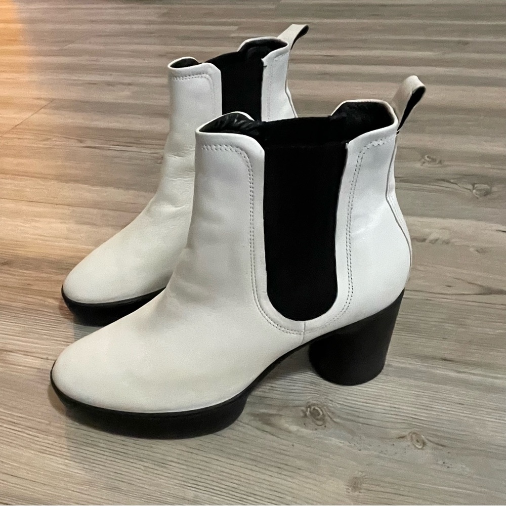 Ecco White and Black Ankle Boots